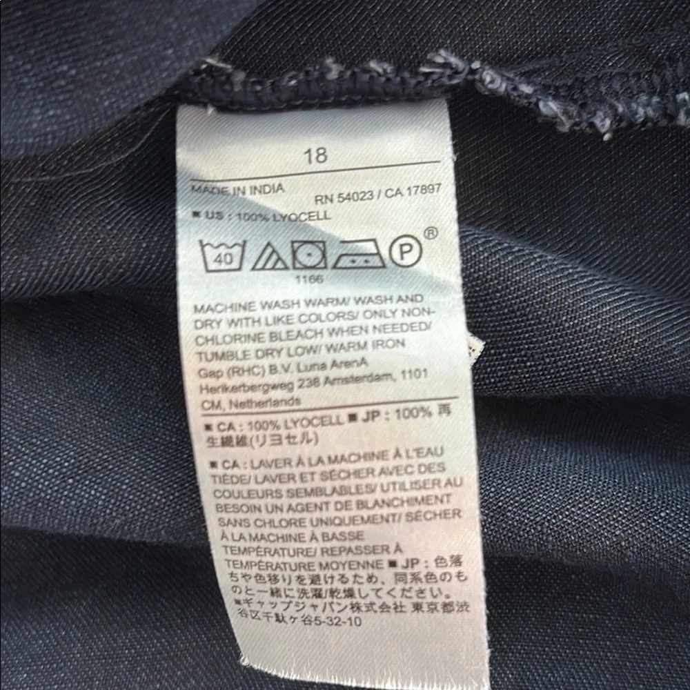 BANANA REPUBLIC Sleeveless lightweight Denim/lyocell Button-Up dress. - Picture 7 of 7